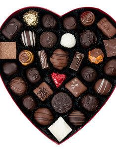 450g Assorted Chocolates Velvet Heart Box