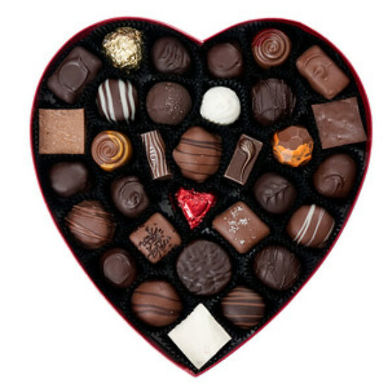 450g Assorted Chocolates Velvet Heart Box